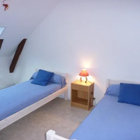 Proche De Saint-etienne Cantales, 3 Chambres, Activites Nautiques, Animaux Admis - Fr-1-742-268