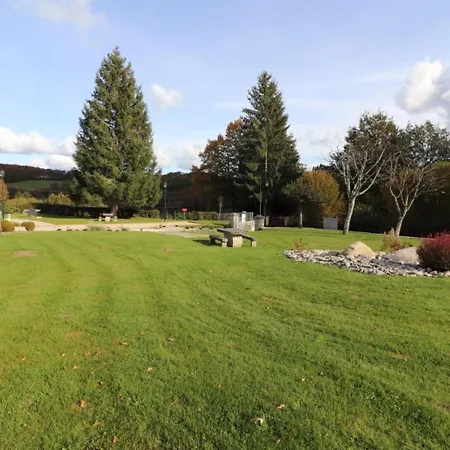 Gite Proche Lac De Saint-etienne Cantales, 3 Chambres, Activites Nautiques, Animaux Admis - Fr-1-742-268 Holiday home *